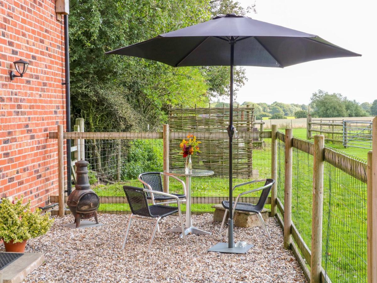 Chequer Stable Villa Brereton ภายนอก รูปภาพ